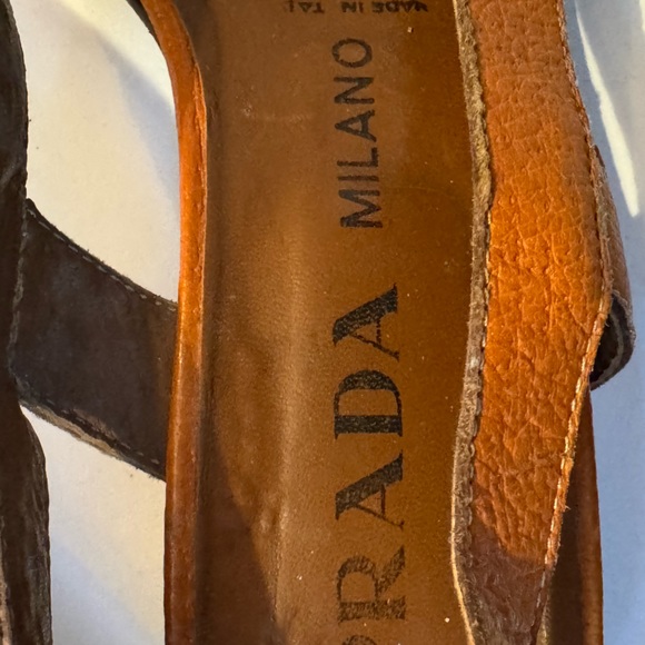 Prada sling back sandals 1 inch heel size 38 tan pebbled leather 90’s - Picture 6 of 12